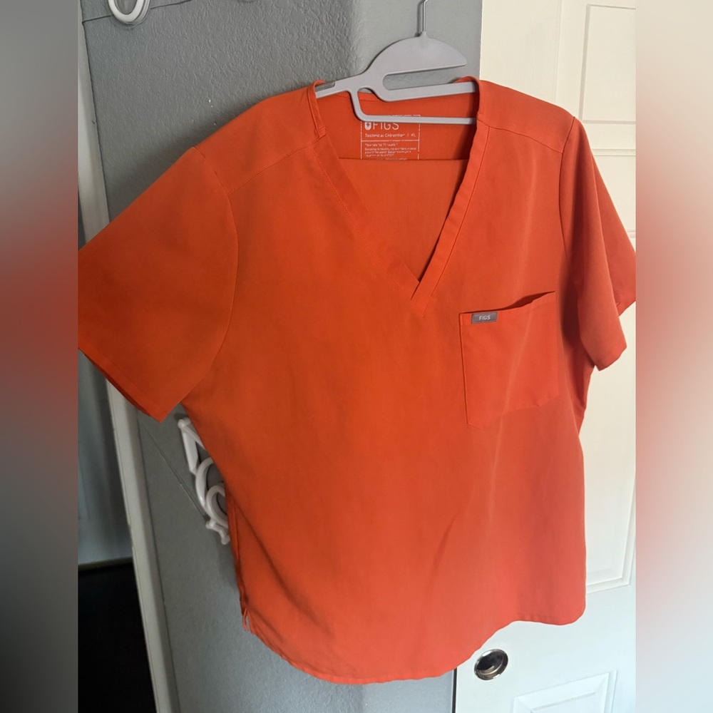 FIGS Sunset Orange Scrub Set
